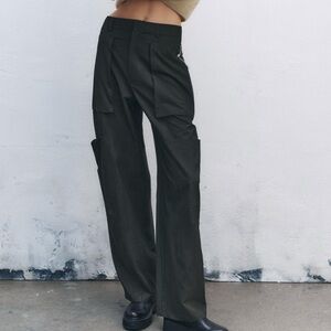Zara zippered cargo pants green zw collection size large